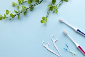 歯科医院の消耗品・切手は経費？貯蔵品？正しい処理方法を税理士が解説