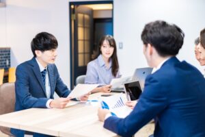 マイクロ法人（ひとり法人）は本当に節税になる？社会保険料が安くなる仕組みと落とし穴を税理士が解説