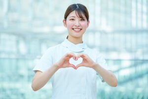 健康診断・人間ドックの費用は経費になる？役員だけ受けると給与課税される落とし穴を解説